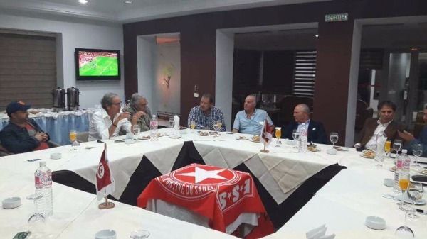 من اجتماع رئيس النجم الساحلي باللاعبين القدامى