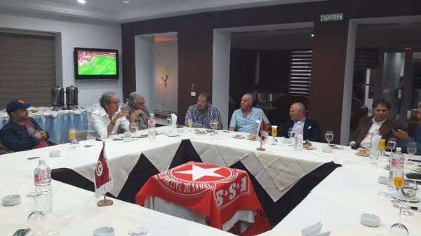من اجتماع رئيس النجم الساحلي باللاعبين القدامى