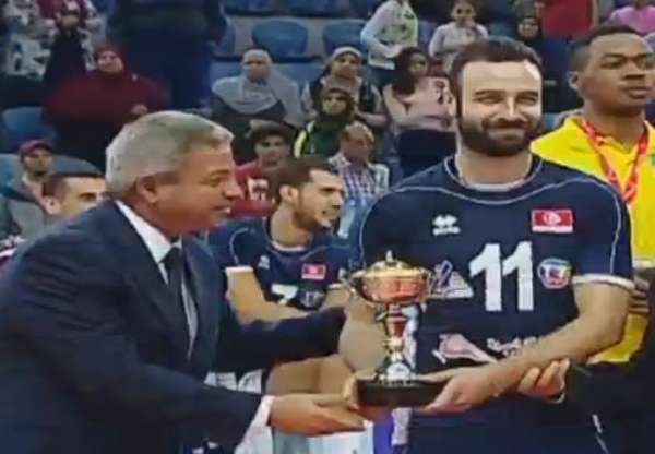 من تتويج  لاعبي تونس