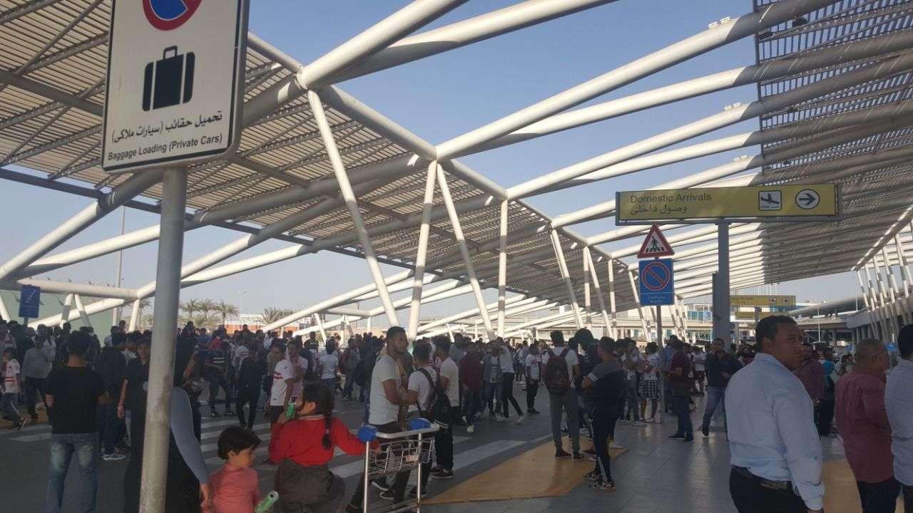 جانب من استقبال الجماهير