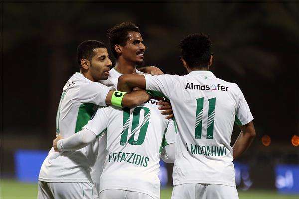 لاعبو الأهلي