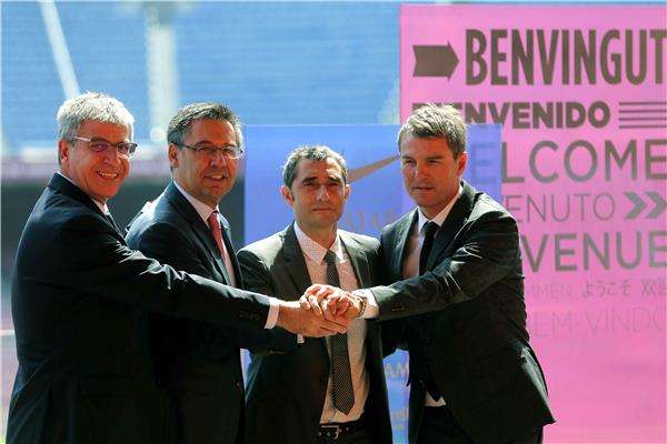 روبيرت فرنانديز مع بارتوميو وفالفيردي