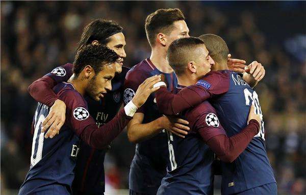  نيمار مع كافاني