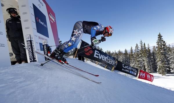 2015-12-02t192623z_1872572773_nocid_rtrmadp_3_alpine-skiing-audi-birds-of-prey-men-s-downhill-training-1_reuters