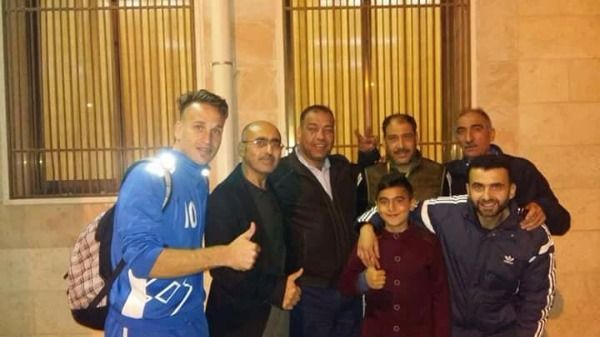  فرحة شباب الخليل مع المدرب رائد عساف