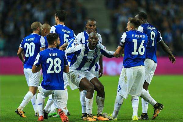 فرحة لاعبي بورتو