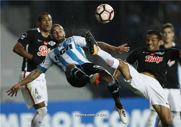 ?i=epa%2fsoccer%2f2017-11%2f2017-11-02%2f2017-11-02-06302949_epa