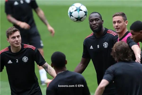 ?i=epa%2fsoccer%2f2017-10%2f2017-10-17%2f2017-10-17-06271451_epa