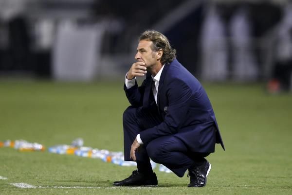 الأوروجوياني دانيال كارينيو