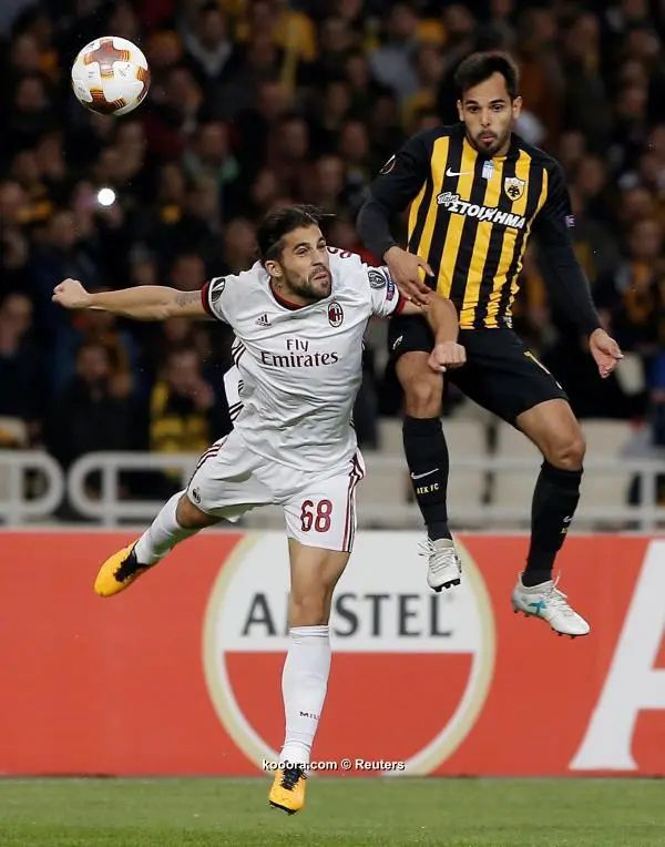 ?i=albums%2fmatches%2f1067675%2f2017-11-02t181325z_720612852_rc1dc37241b0_rtrmadp_3_soccer-europa-aek-mil_reuters