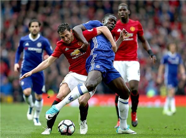 مواجهة سابقة بين مانشستر يونايتد وتشيلسي