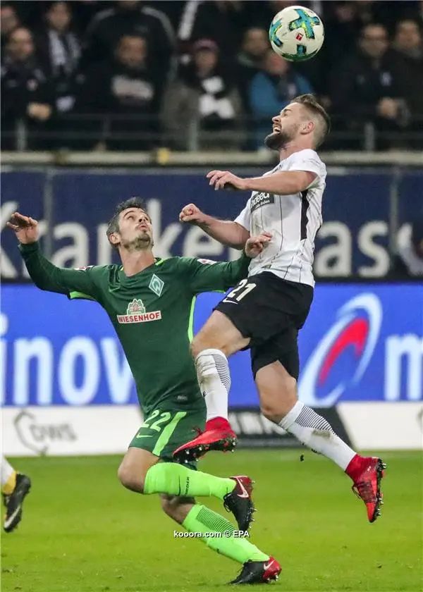 ?i=epa%2fsoccer%2f2017-11%2f2017-11-03%2f2017-11-03-06306930_epa