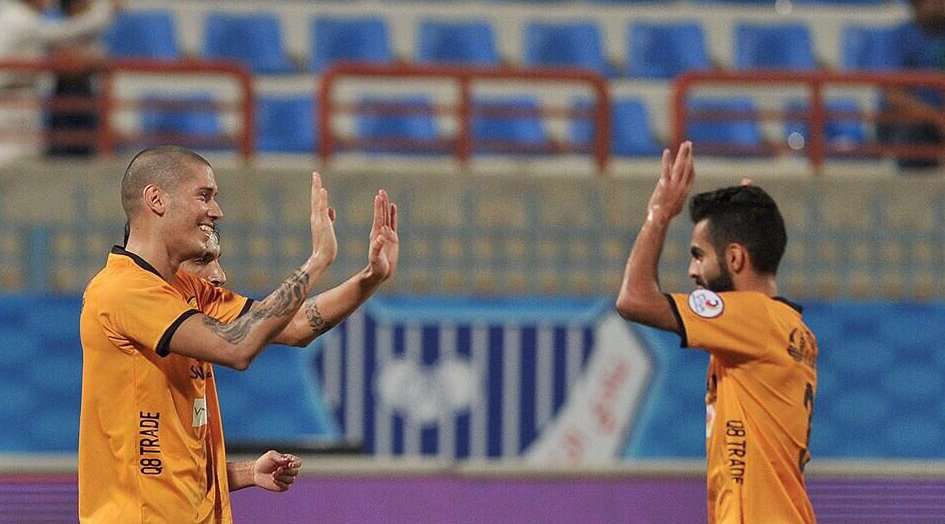 لاعبو القادسية