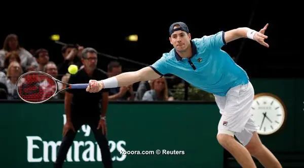 ?i=reuters%2f2017-11-04%2f2017-11-04t153656z_1825997617_rc1228902a30_rtrmadp_3_tennis-paris_reuters