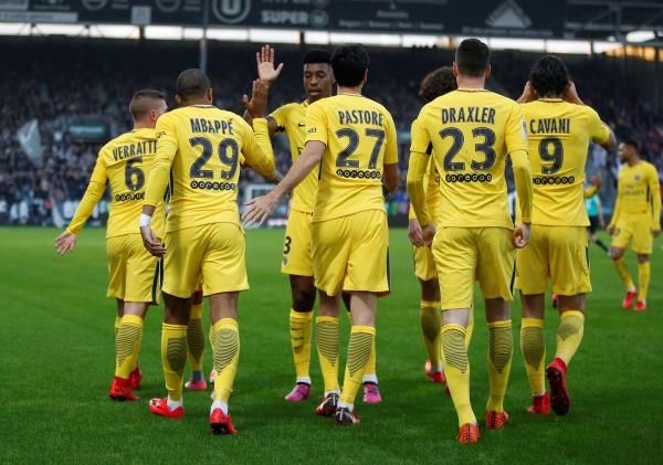 فرحة لاعبي باريس جيرمان