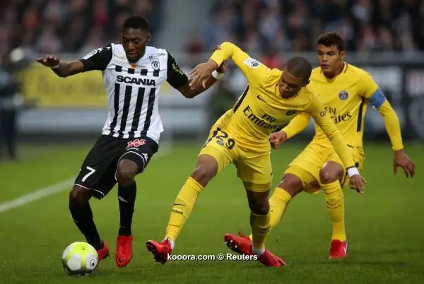 ?i=reuters%2f2017-11-04%2f2017-11-04t161402z_762575366_rc16b343aa40_rtrmadp_3_soccer-france-ang-psg_reuters