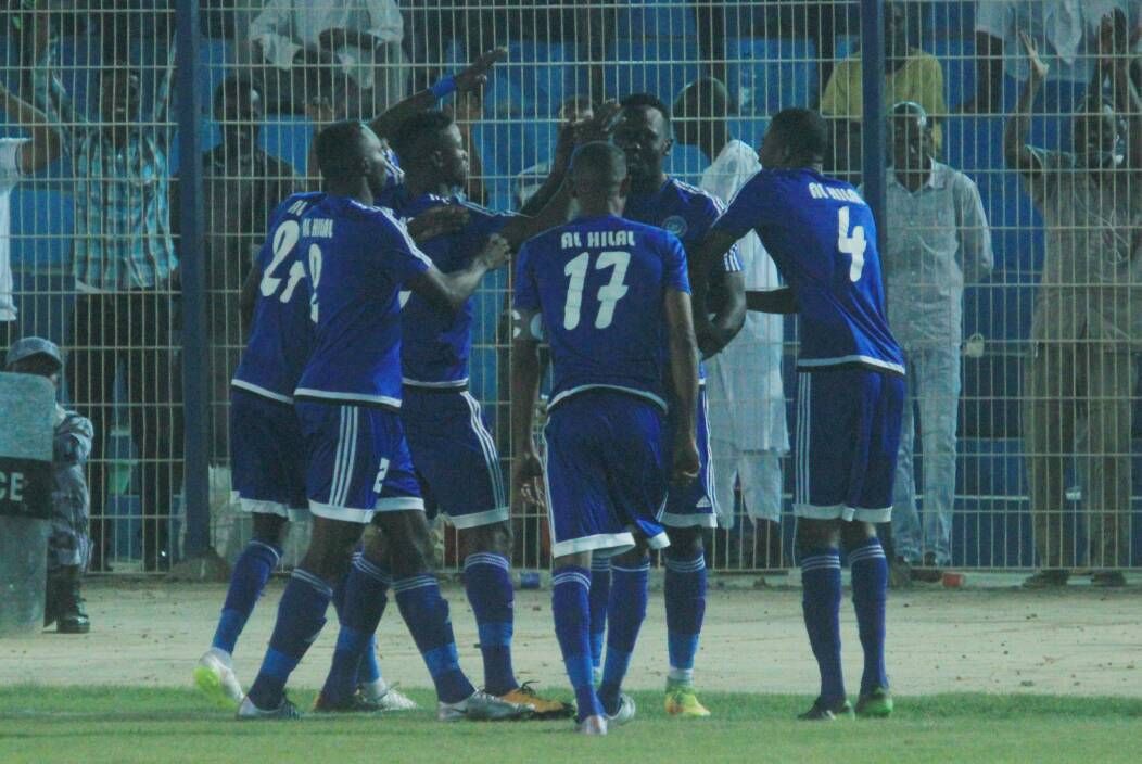 لاعبو الهلال