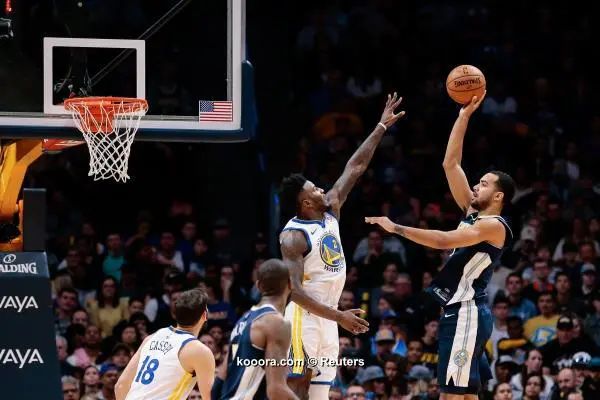 ?i=reuters%2f2017-11-05%2f2017-11-05t035203z_1134188905_nocid_rtrmadp_3_nba-golden-state-warriors-at-denver-nuggets_reuters