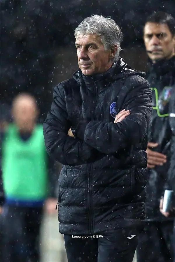 ?i=epa%2fsoccer%2f2017-11%2f2017-11-05%2f2017-11-05-06310541_epa