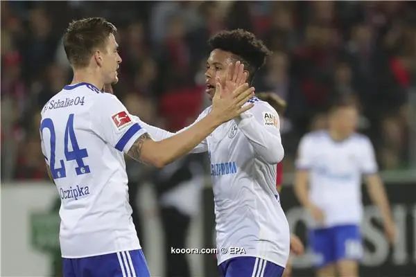 ?i=epa%2fsoccer%2f2017-11%2f2017-11-04%2f2017-11-04-06308375_epa