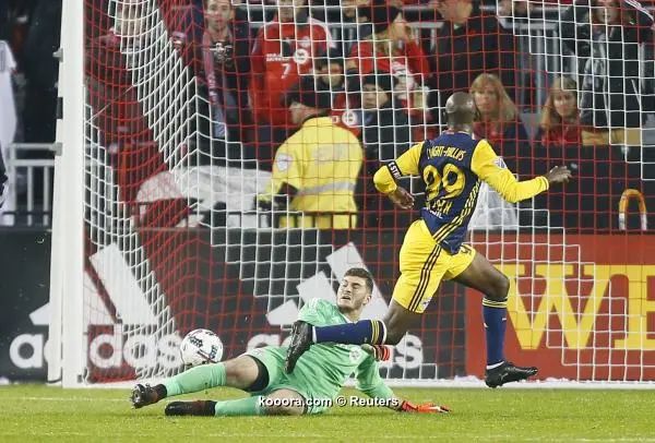 ?i=reuters%2f2017-11-05%2f2017-11-05t234341z_744921680_nocid_rtrmadp_3_mls-eastern-conference-semifinal-new-york-red-bulls-at-toronto-fc_reuters