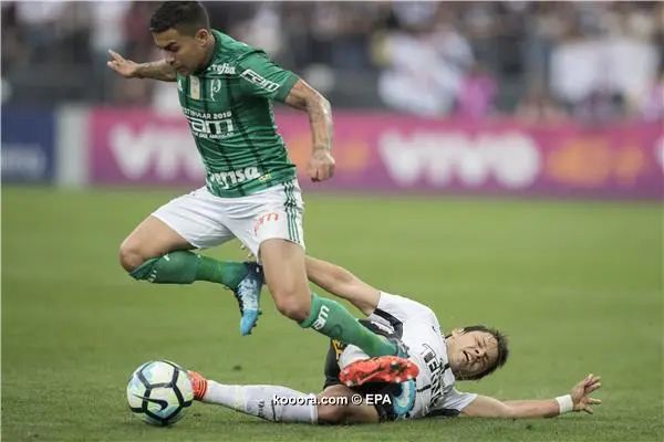 ?i=epa%2fsoccer%2f2017-11%2f2017-11-05%2f2017-11-05-06310760_epa