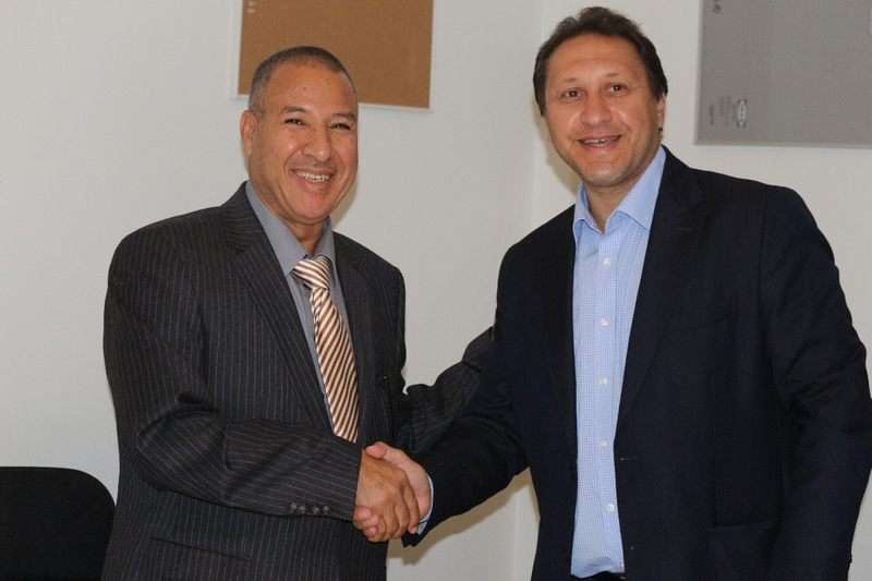 هادي خشبة