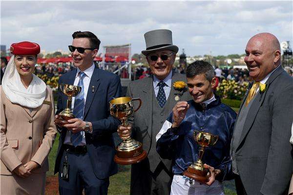 جانب من التتويج