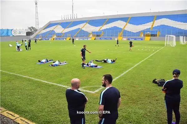 ?i=epa%2fsoccer%2f2017-11%2f2017-11-07%2f2017-11-07-06312573_epa