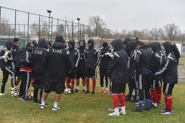 لاعبو الإمارات