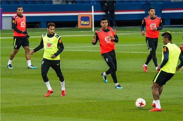 جانب من التدريبات 