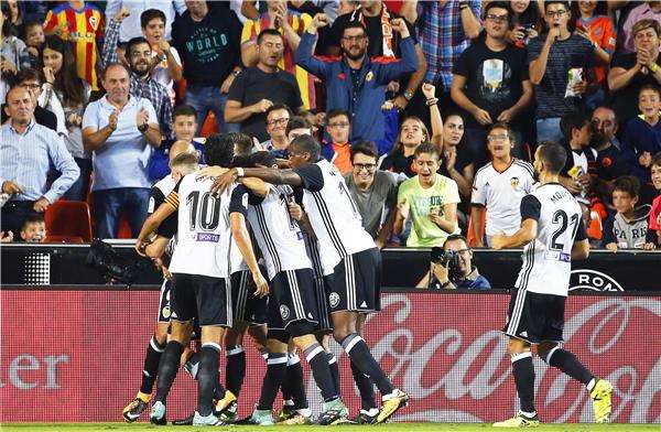 لاعبو فالنسيا