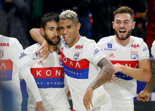 فقير مع ليون