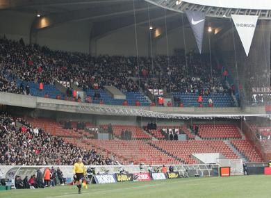 المكان المخصص لجماهير مارسيليا في ملعب ساحة الأمراء سيكون فارغا كسنة 2006
