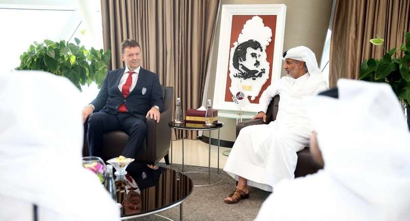 جانب من توقيع الاتفاقية