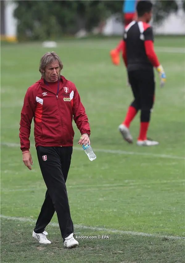 ?i=epa%2fsoccer%2f2017-11%2f2017-11-01%2f2017-11-01-06302219_epa