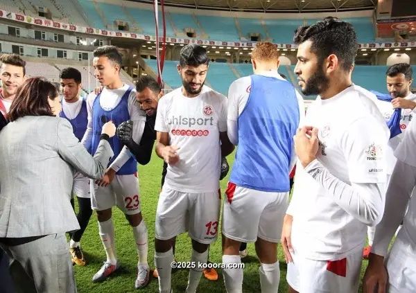 ?i=corr%2f24%2fkoo_24296