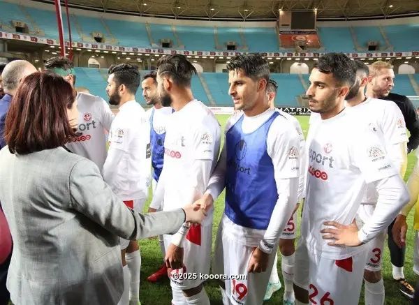 ?i=corr%2f24%2fkoo_24297