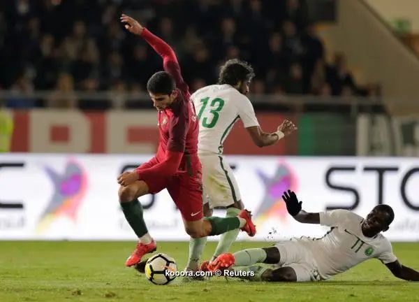 ?i=albums%2fmatches%2f1130882%2f2017-11-10t213750z_2007431465_rc19dfcaeed0_rtrmadp_3_soccer-friendly-por-sau_reuters