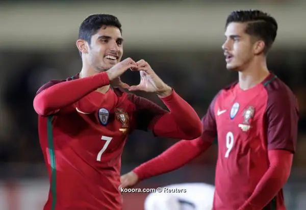 ?i=albums%2fmatches%2f1130882%2f2017-11-10t220258z_40010539_rc1c8dd9eb00_rtrmadp_3_soccer-friendly-por-sau_reuters