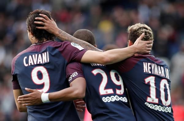 2017-09-30t162559z_1826780029_rc16bfe50a00_rtrmadp_3_soccer-france-psg-bor_reuters