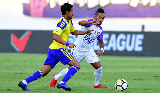 جانب من مباراة العين والظفرة