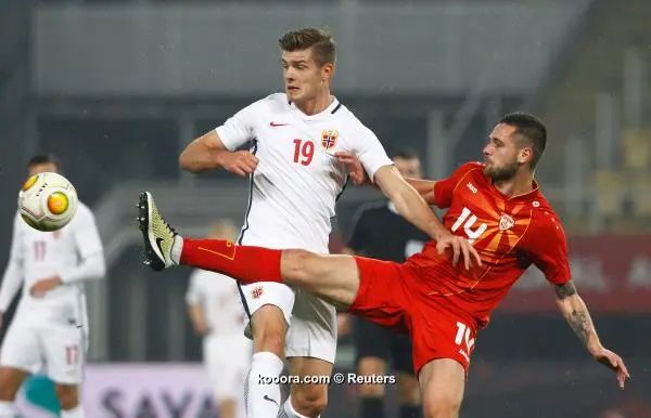 ?i=reuters%2f2017-11-11%2f2017-11-11t184939z_276174412_rc1e936b61f0_rtrmadp_3_soccer-friendly-mkd-nor_reuters