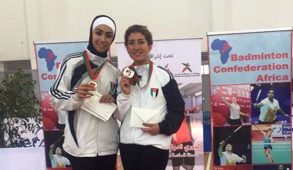 دموع عمر وحنين الوديان