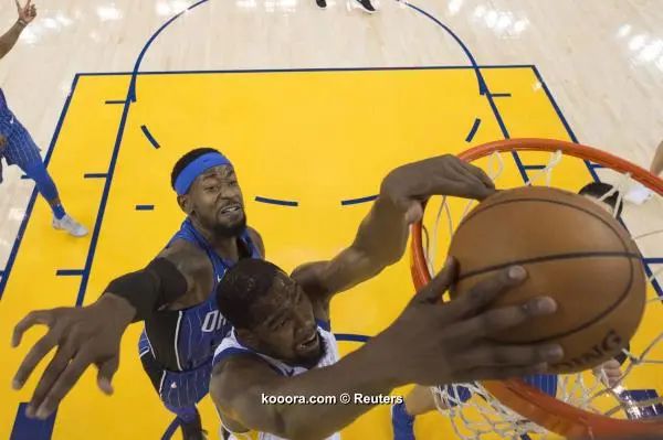 ?i=reuters%2f2017-11-14%2f2017-11-14t062508z_1721256762_nocid_rtrmadp_3_nba-orlando-magic-at-golden-state-warriors_reuters