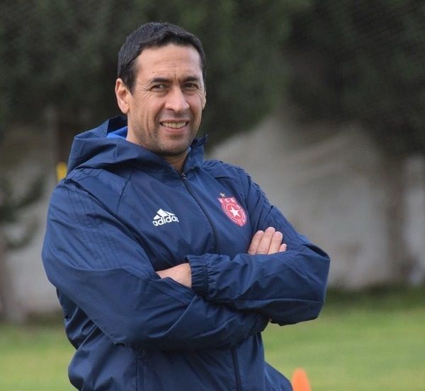  علي بومنيجل