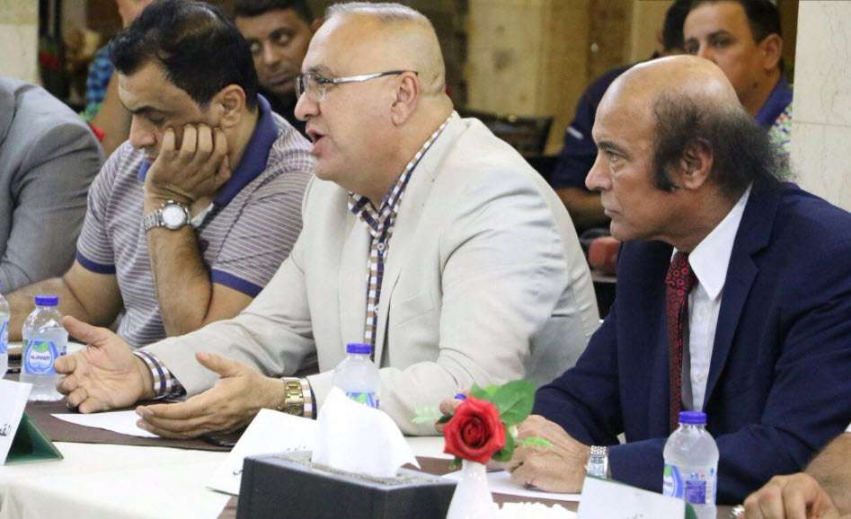 رؤوساء الزوراء والجوية والطلبة إثناء اجتماع الأندية