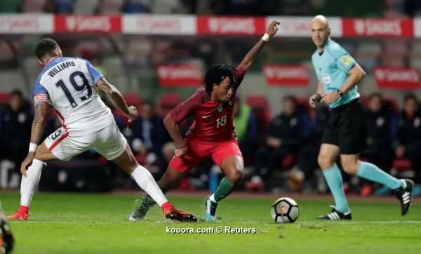 ?i=reuters%2f2017-11-14%2f2017-11-14t215749z_1874206220_rc15bbfb8a40_rtrmadp_3_soccer-friendly-por-usa_reuters