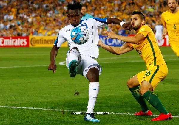 ?i=reuters%2f2017-11-15%2f2017-11-15t092640z_1209560089_rc11365881e0_rtrmadp_3_soccer-worldcup-aus-hnd_reuters