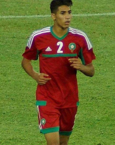 حكيمي بقميص المغرب